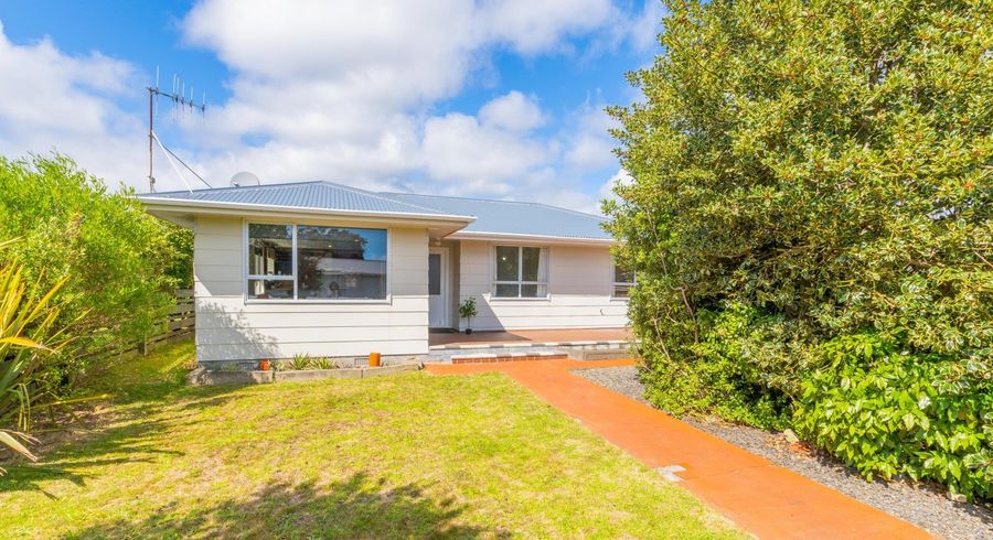  at 5 Sharda Grove, Paraparaumu Beach, Paraparaumu