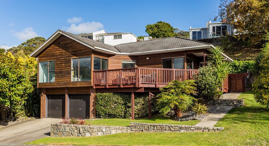  at 6 Shackle Lane, Whitby, Porirua, Wellington