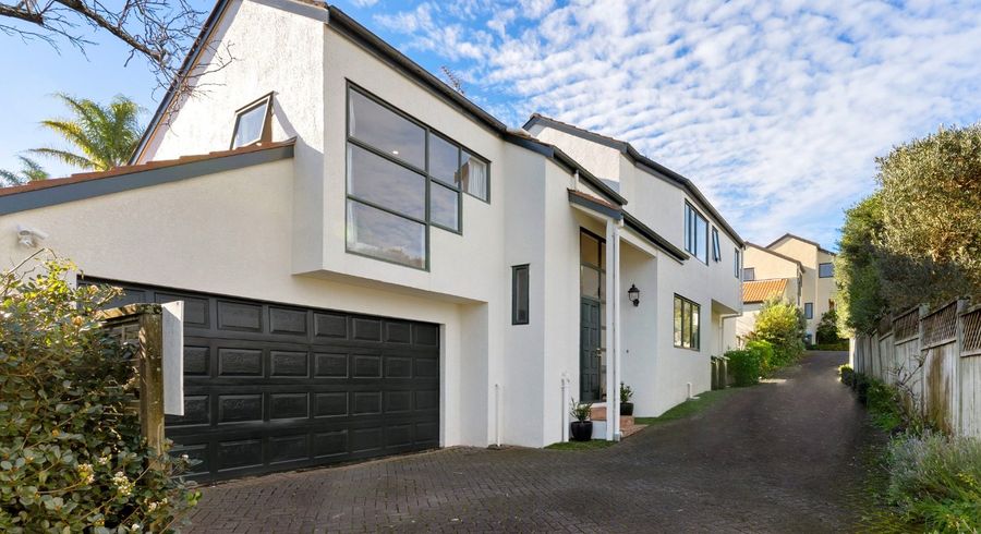  at 2/22 Rarangi Road, Saint Heliers, Auckland City, Auckland
