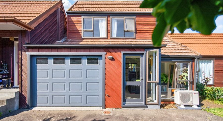  at 3B Pukatea Street, Eastbourne, Lower Hutt, Wellington