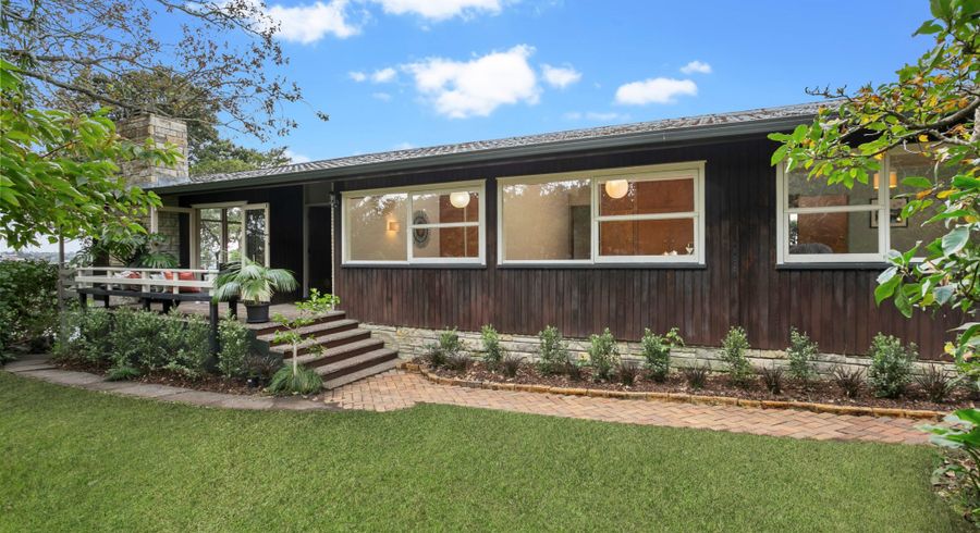  at 14 Mitchell Street, Blockhouse Bay, Auckland