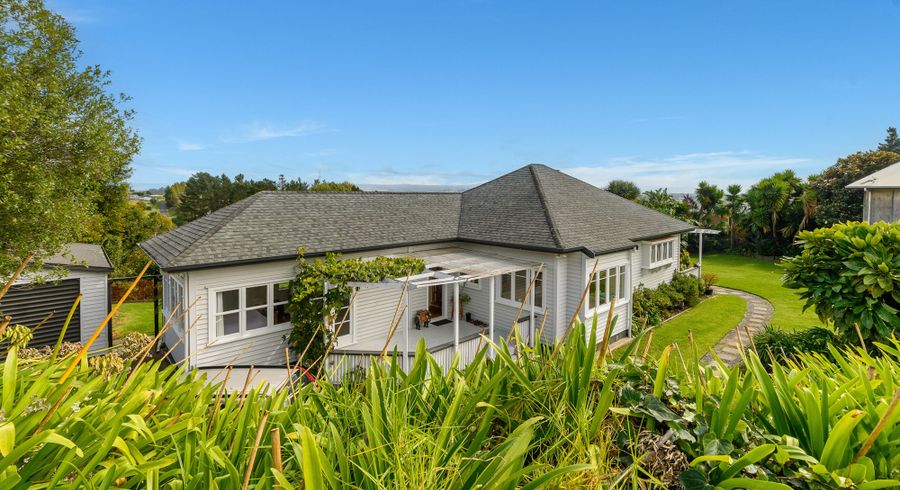  at 174 Kaitemako Road, Welcome Bay, Tauranga, Bay Of Plenty