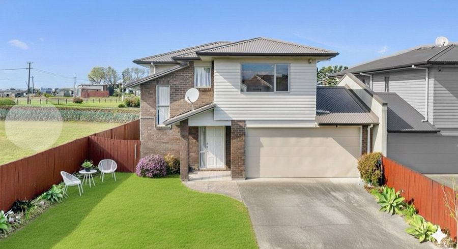  at 28 Crossandra Drive, Mangere, Manukau City, Auckland