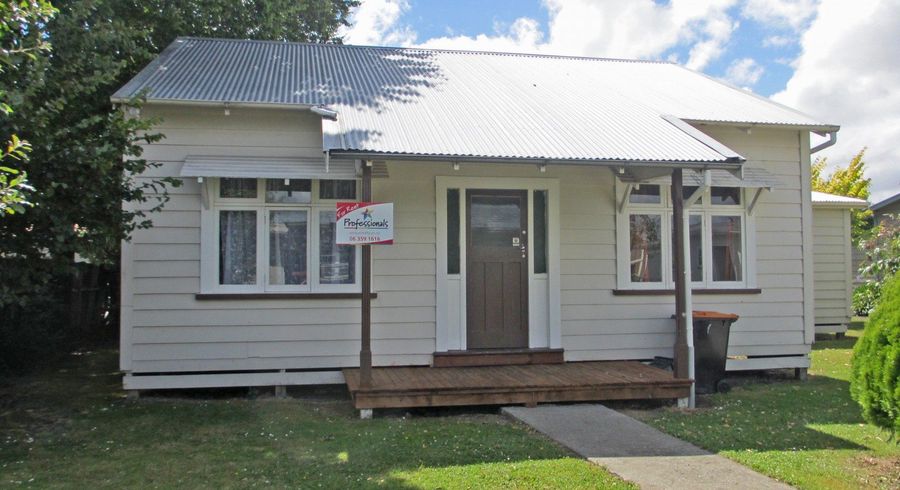  at 2/23 Joseph Street, West End, Palmerston North, Manawatu / Whanganui