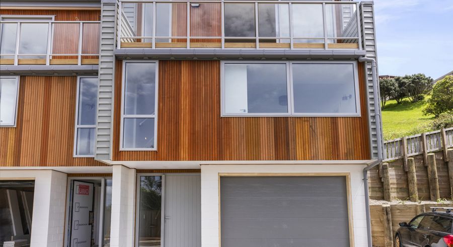  at 22 Silvereye Way, Johnsonville, Wellington