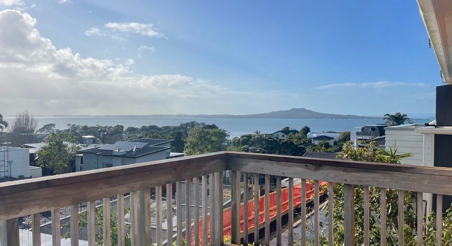  at 4/73 Castor Bay Road, Castor Bay, North Shore City, Auckland