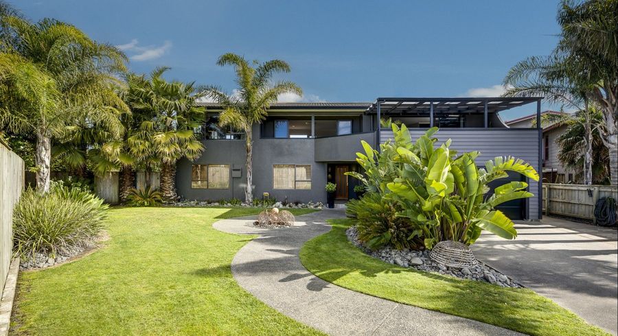  at 2 Anthony Place, Bay View, Napier