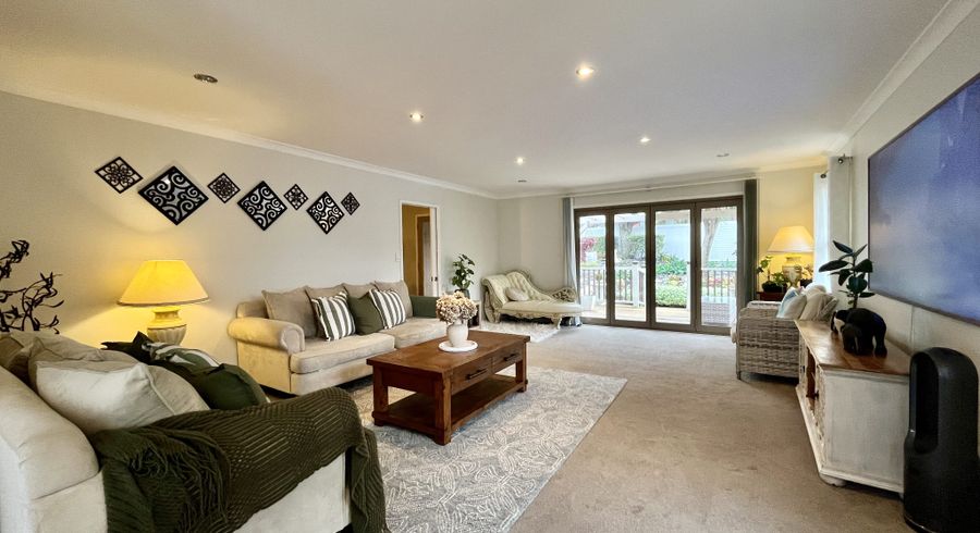  at 73 Angelo Ave, Howick, Manukau City, Auckland