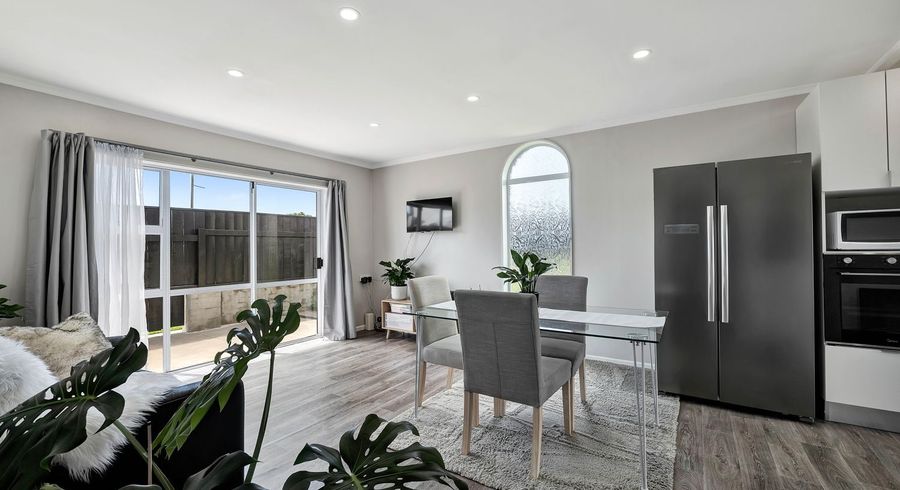  at 1/220 Coronation Avenue, Welbourn, New Plymouth, Taranaki