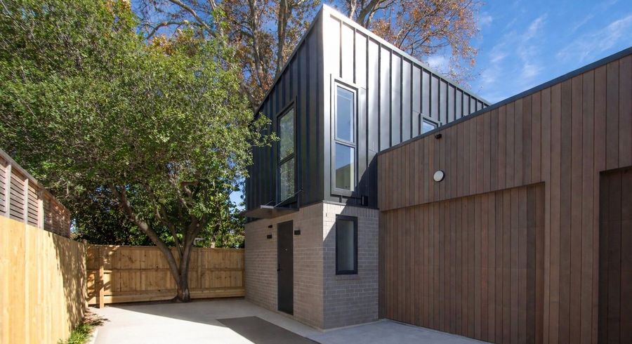  at 4/64 Opawa Road, Opawa, Christchurch City, Canterbury