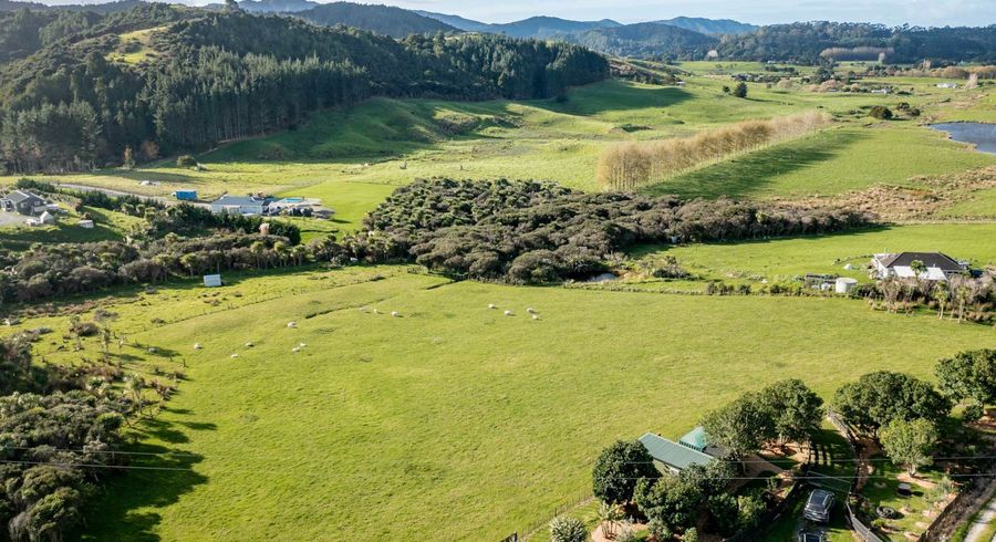  at 212 Wonderview Lane, HAKARU, KAIWAKA