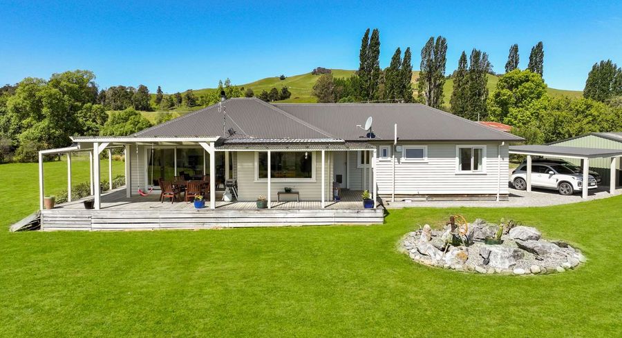  at 82 Thorn Road, Dovedale, Wakefield 