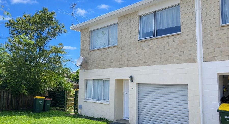  at 9/116 Seabrook Avenue, New Lynn, Waitakere City, Auckland