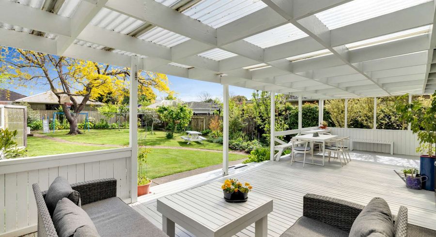  at 10 Claxton Place, Saint Martins, Christchurch