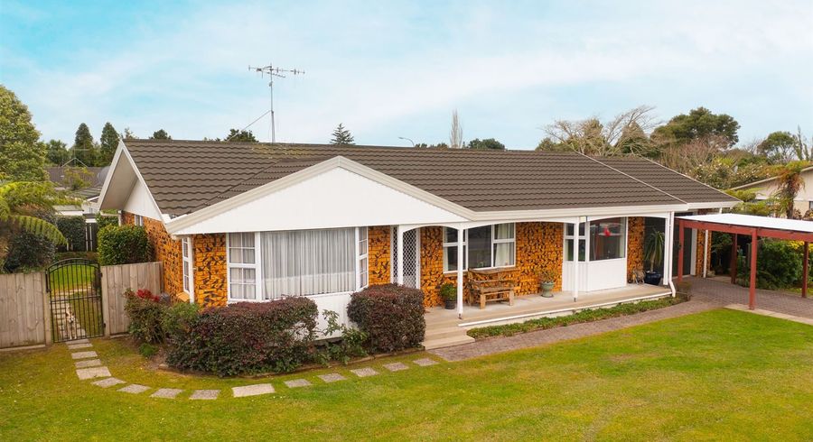  at 107 Clarkin Road, Fairfield, Hamilton