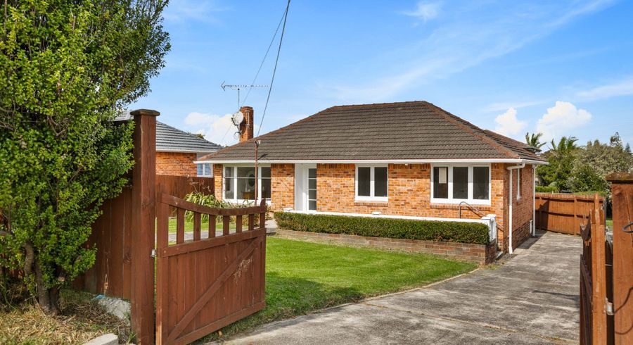  at 12 Toru Street, Te Atatu Peninsula, Waitakere City, Auckland