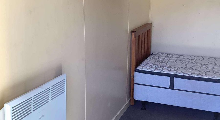  at 2b/15 West Coast Road, Yaldhurst , Christchurch City, Canterbury