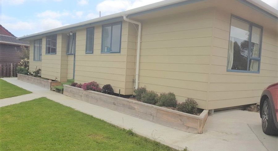  at 6 Doncaster Terrace, Ascot Park, Porirua, Wellington