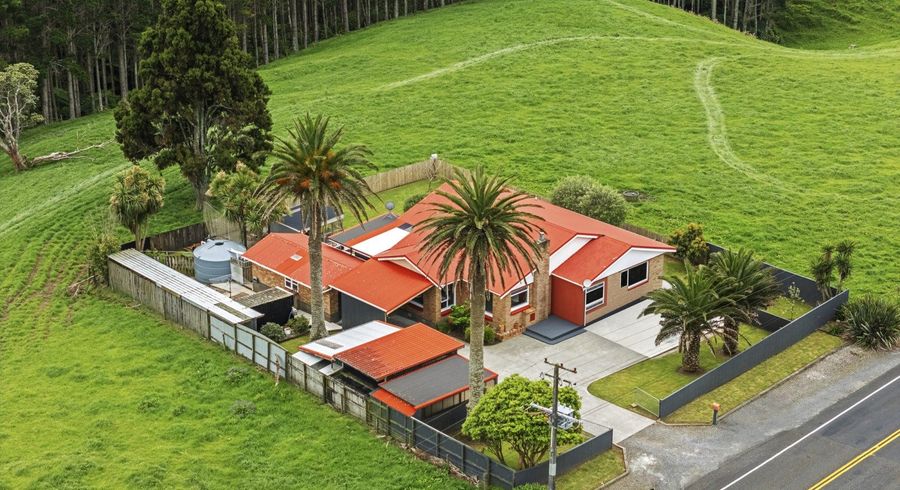  at 1606 South Road, Oakura, New Plymouth, Taranaki