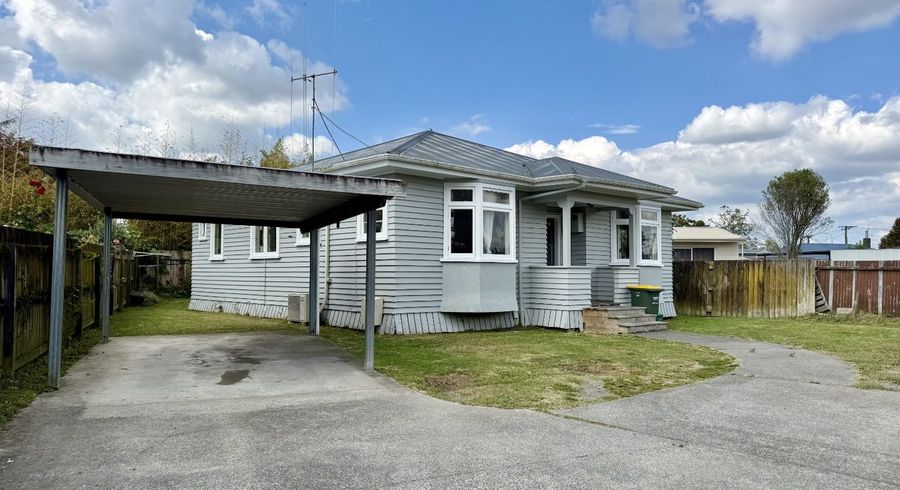  at 102b Holland Road, Fairfield, Hamilton, Waikato