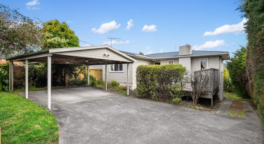  at 1/40 Savoy Road, Glen Eden, Waitakere City, Auckland