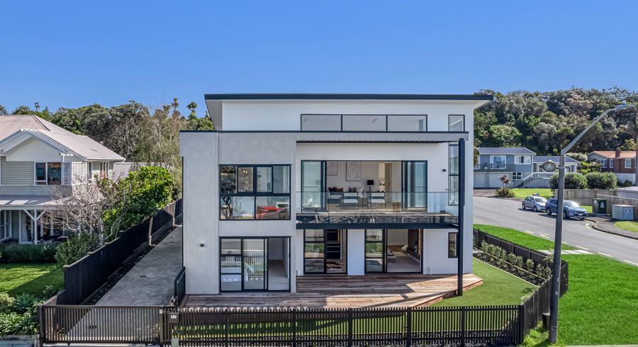  at 58 The Esplanade, Eastern Beach, Manukau City, Auckland
