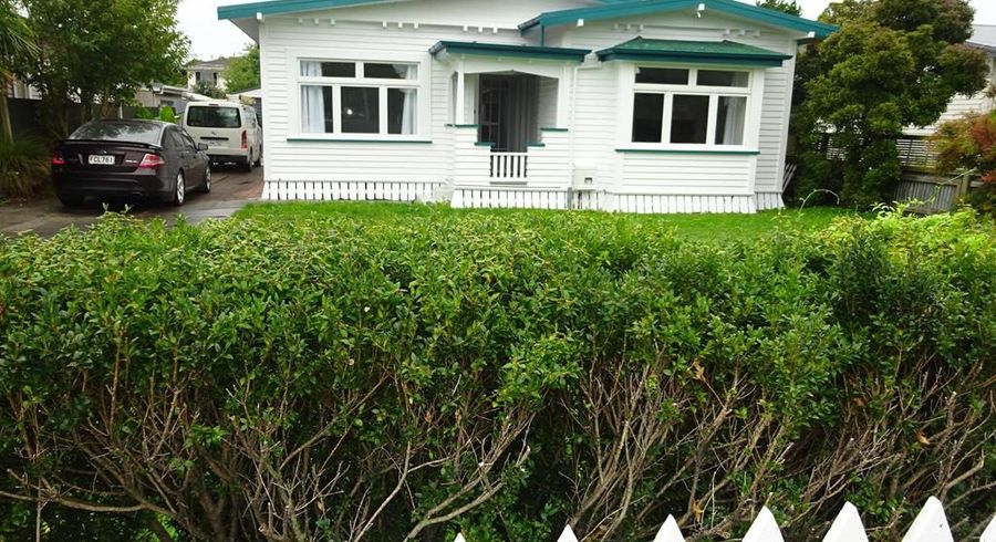  at 613 St Aubyn Street West, Saint Leonards, Hastings, Hawke's Bay