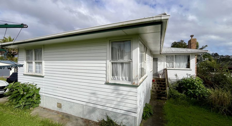  at 194 Don Buck Road, Massey, Waitakere City, Auckland