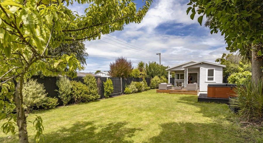  at 12A Cradock Street, South New Brighton, Christchurch City, Canterbury