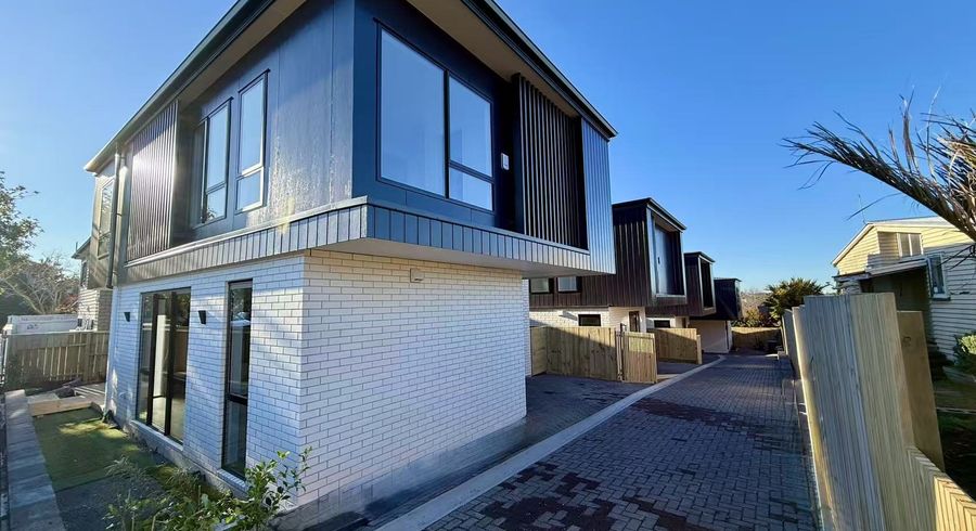 at 2/70 West Tamaki Road, Saint Heliers, Auckland City, Auckland