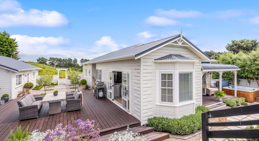  at 191 Pukenamu Road, Te Horo