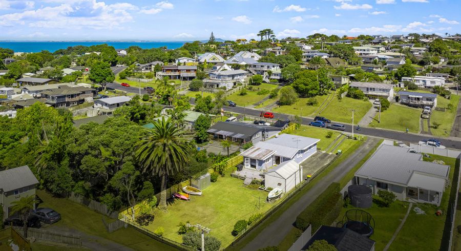  at 21 Sundown Avenue, Manly, Whangaparaoa