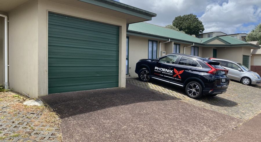  at 10/324 West Coast Road, Glen Eden, Waitakere City, Auckland