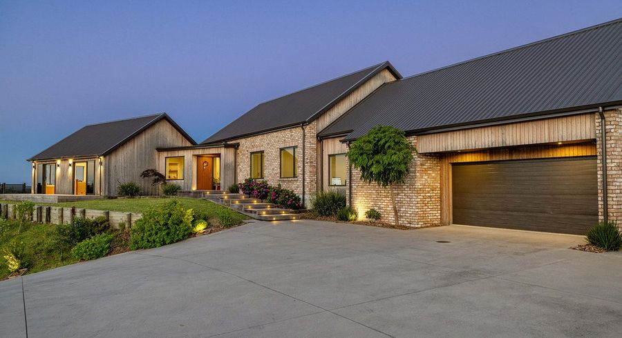  at 42 Te Auhi Way, Welcome Bay, Tauranga, Bay Of Plenty