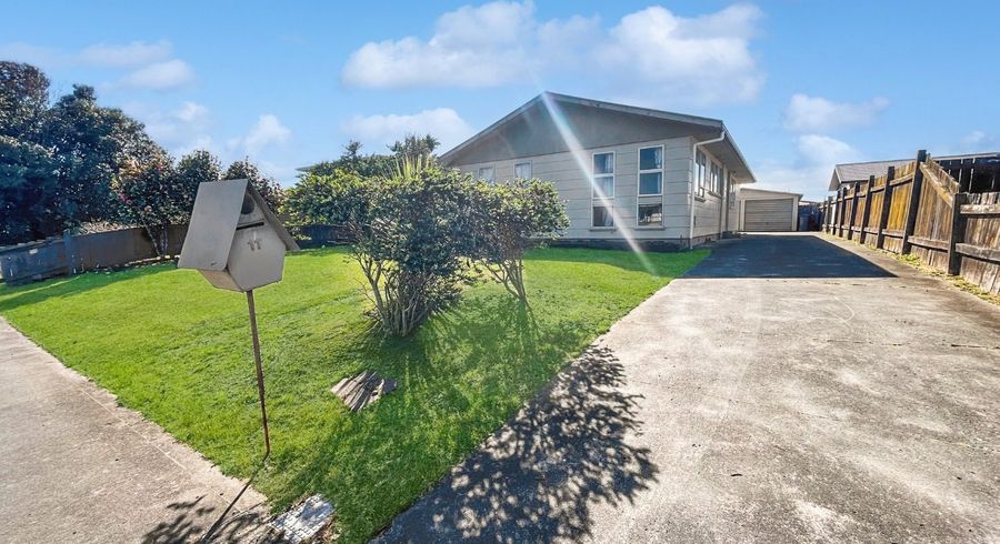  at 11 Colonial Place, Kelvin Grove, Palmerston North, Manawatu / Whanganui