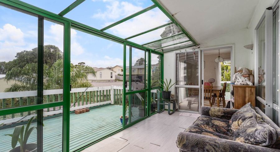  at 34 Pokapu Street, Titirangi, Waitakere City, Auckland