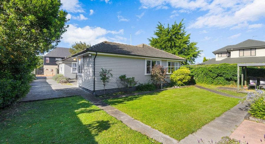  at 1/70 Peer Street, Upper Riccarton, Christchurch