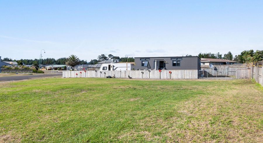  at 1 Sandown Avenue, Himatangi, Manawatu, Manawatu / Whanganui
