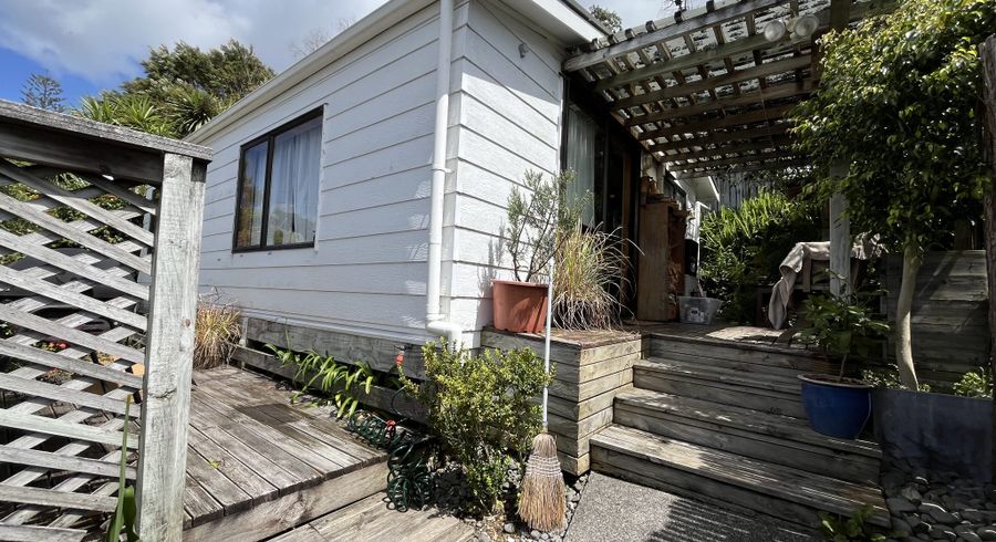  at 13A Randal Place, Glenfield, North Shore City, Auckland