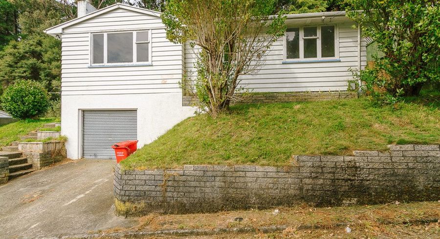  at 8 Thomson Grove, Stokes Valley, Lower Hutt, Wellington