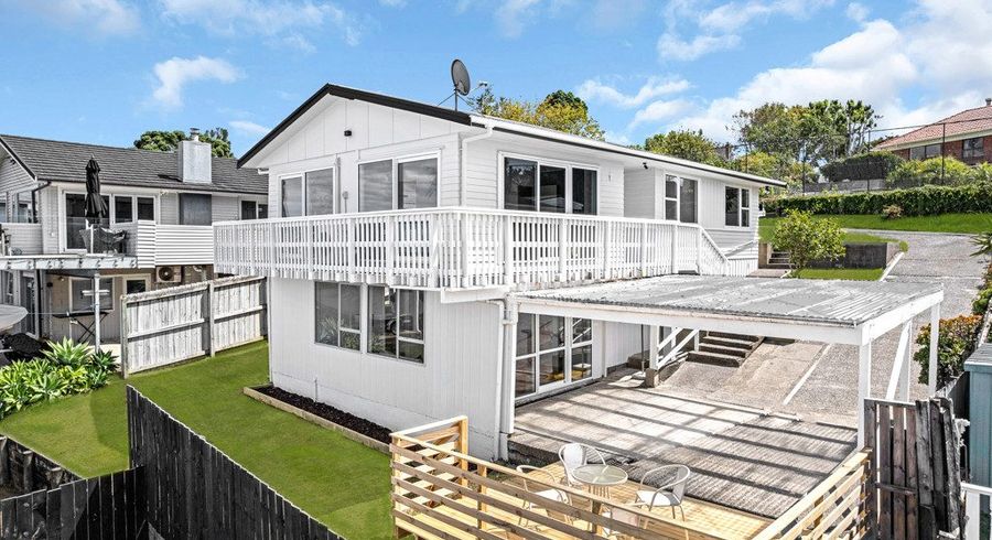  at 9 Colmar Road, Mellons Bay, Manukau City, Auckland