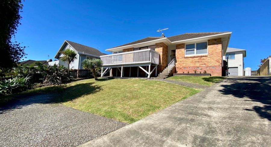  at 9 Cajero Place, Green Bay, Waitakere City, Auckland