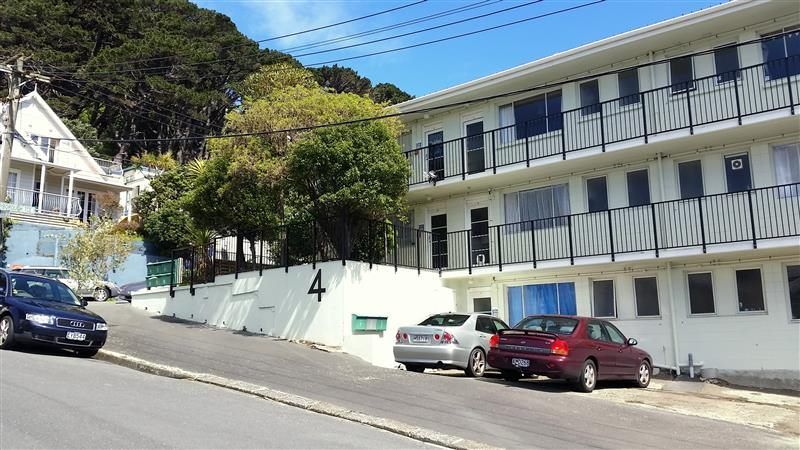  at 4/4 Derby Street, Mount Victoria, Wellington