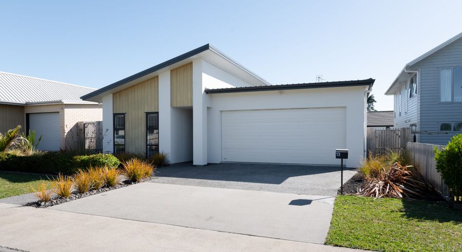  at 13 Mana Drive, Baverstock, Hamilton