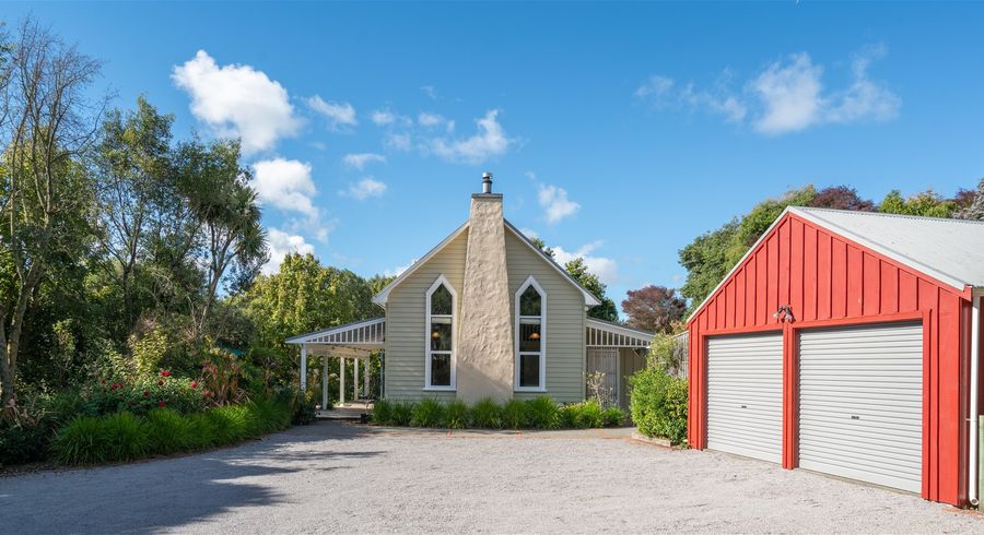  at 8 Ramsay Drive, Acacia Bay, Taupo