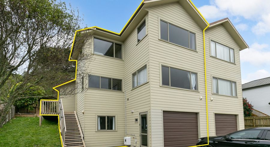  at 6A Domett Street, Newlands, Wellington