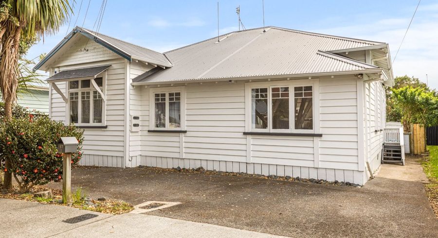  at 17 Wiremu Street, Mount Eden, Auckland