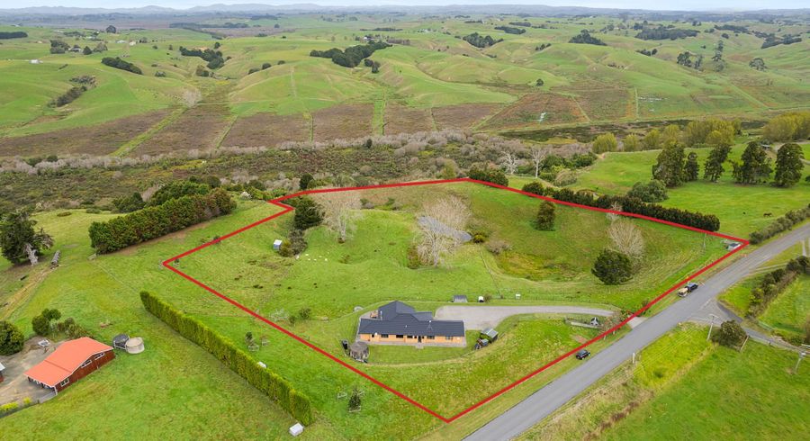  at 404 Otuiti Road, Tuakau