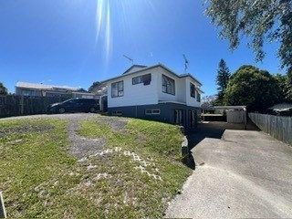  at 6 Montego Place, Weymouth, Manukau City, Auckland