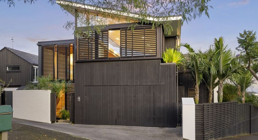  at 1/4 Logan Terrace, Parnell, Auckland